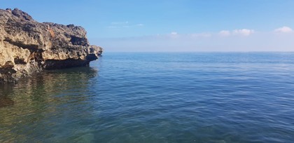 Aguas cristalinas frente a Casa Bocama, ideales para hacer snorkel